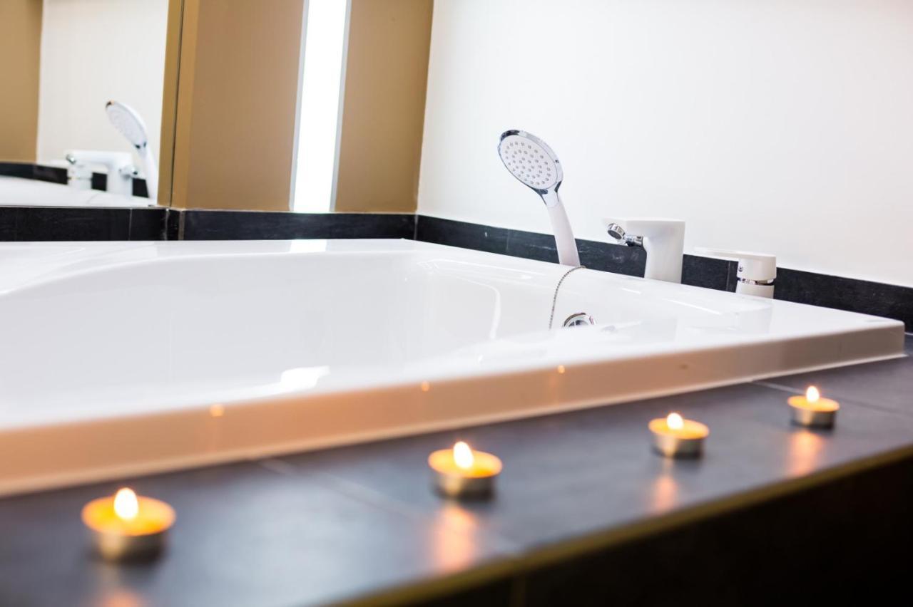 Galicia Apartments リヴィウ エクステリア 写真